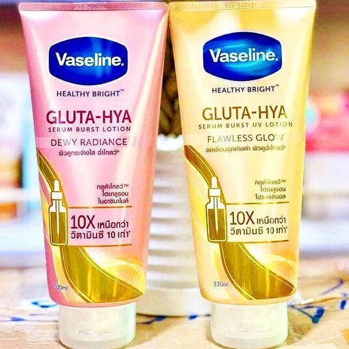 Vaseline Healthy Bright Gluta-Hya Dewy Radiance & Flawless Glow - Image 1