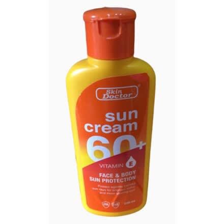 images - 2021-05-07T042103.069 Skin doctor sun cream 60 Vitamin E 200ml - Image 1