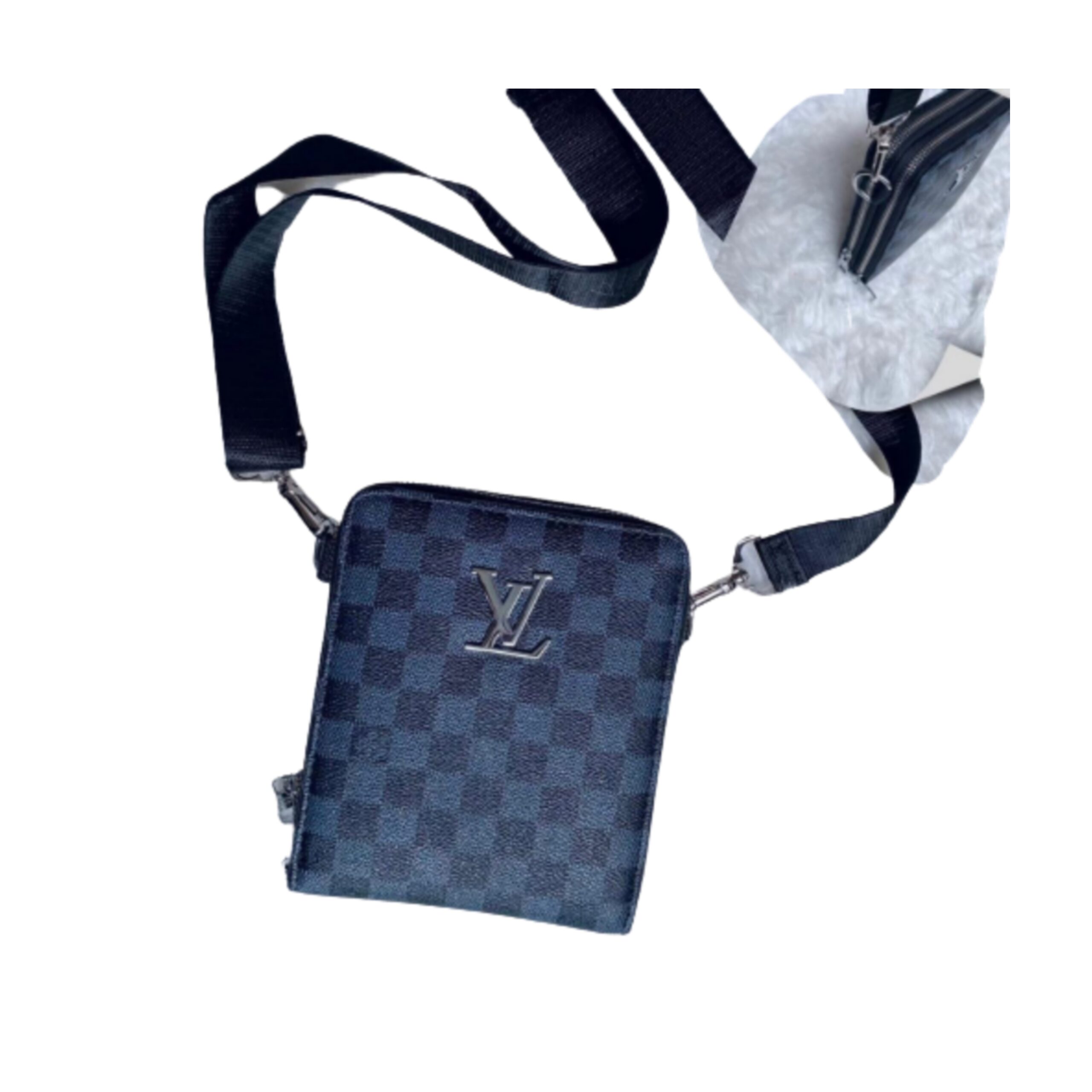 Designer Louis Vuitton Sling bag / Shoulder bag - Blue – Main Market Online