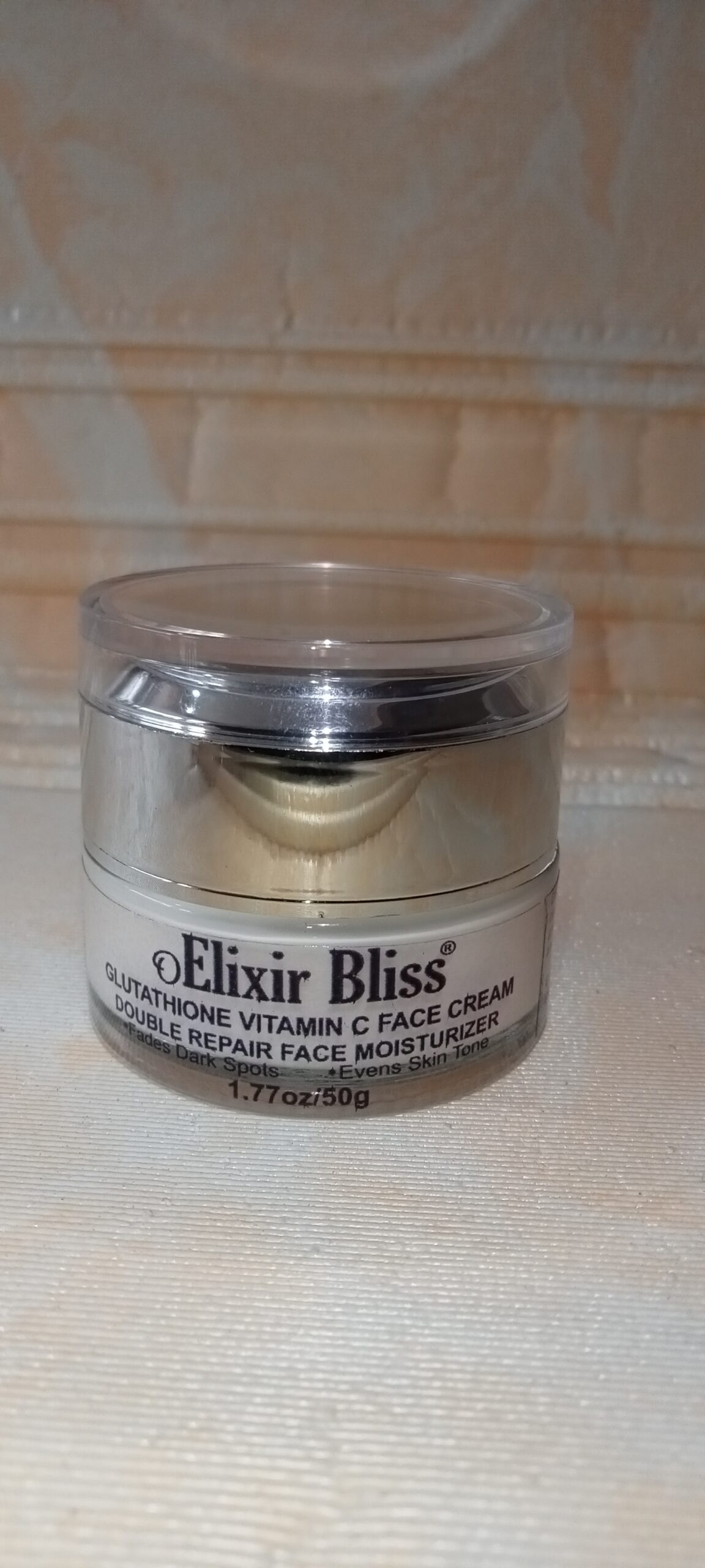 luxe skin glutathione Luxe Organix Niacinamide + Papaya Gluta Velvet Salt Scrub Ultra Fine 300g –  PNY BEAUTY main image 1