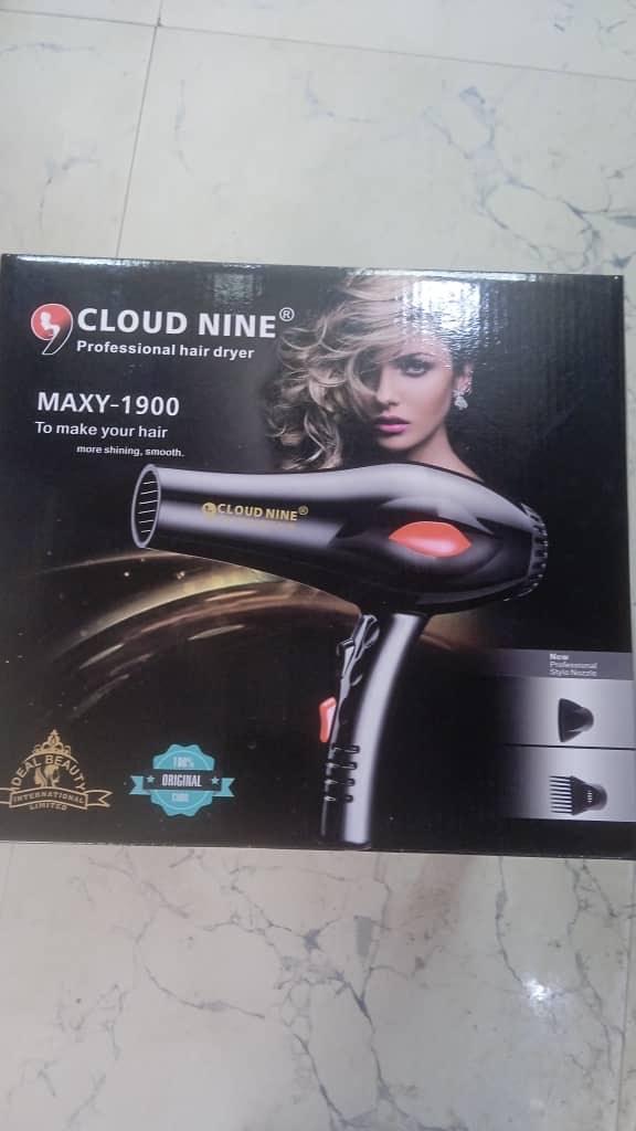 gvc.product.image_.1756314653294.c3b788c6-f40b-443a-9ea5-5a6d2af43c37.jpeg Professional Hair Dryer MAXY 19000
